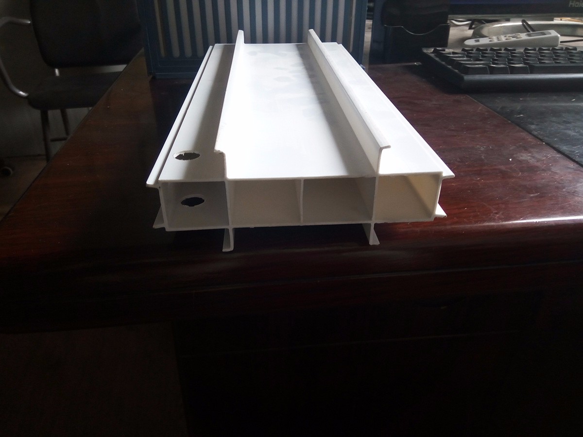 乌鲁木齐立面拉缝板 (1)150MM宽拉缝板